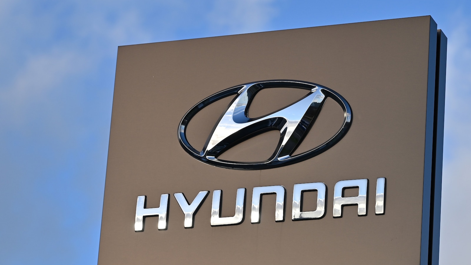 Hyundai recalls more than 50,000 vehicles for loss of drive power - ABC ...
