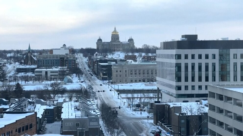 Video Coldest Iowa caucuses day on record ABC News