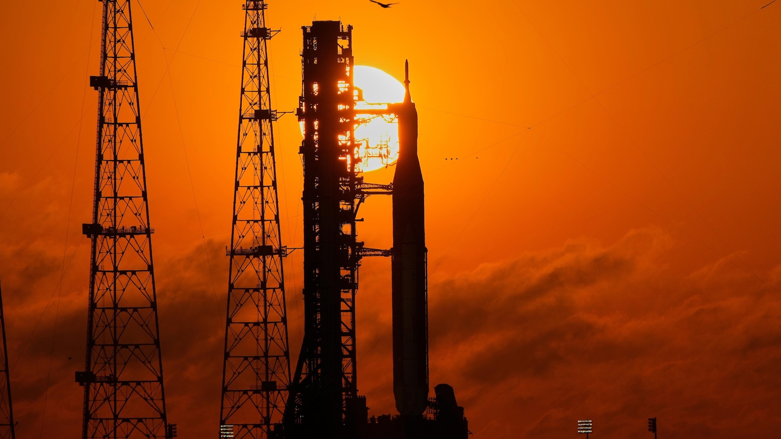 Apollo vs. Artemis: What to know about NASA's return to the moon