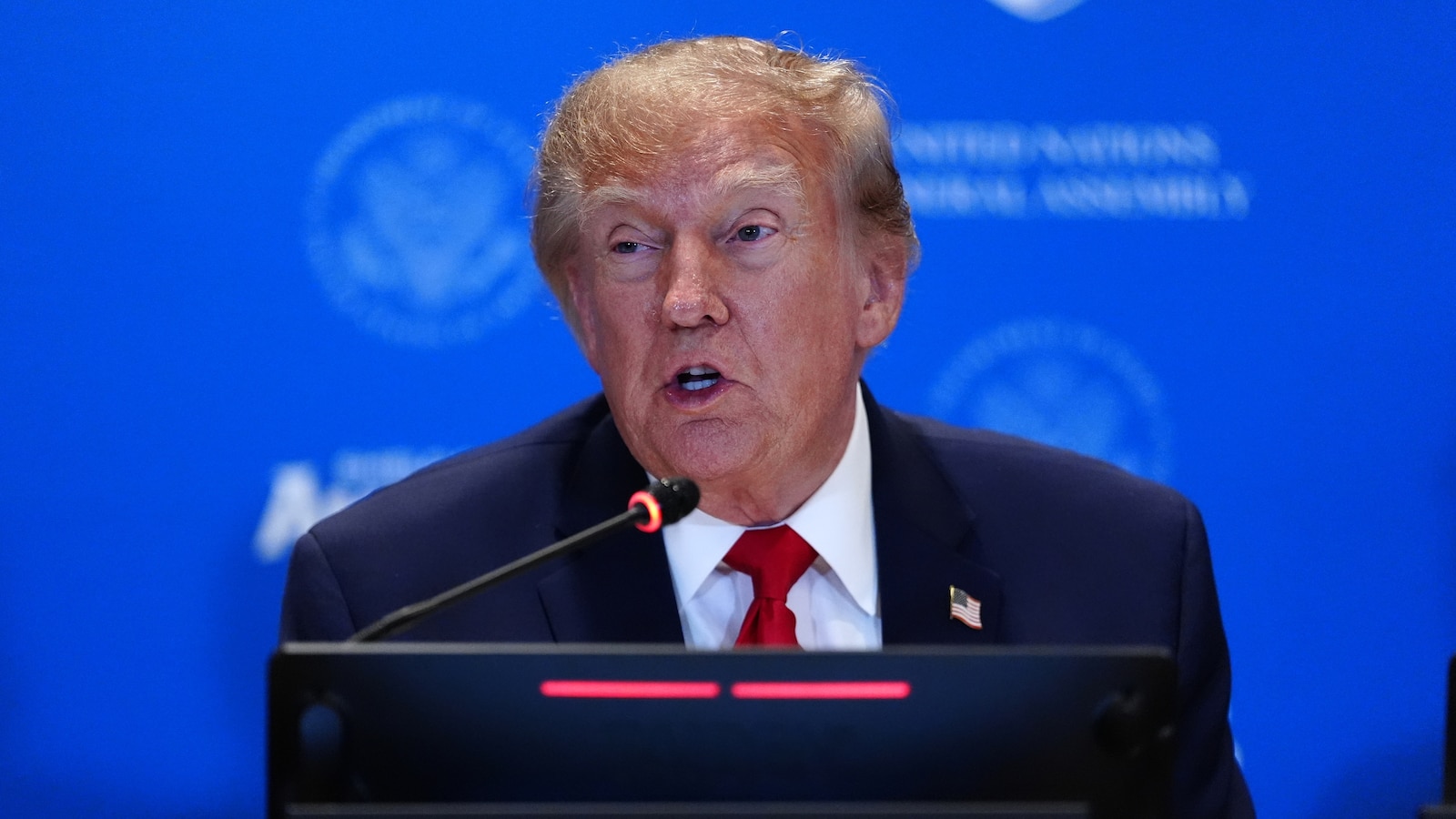 Trump administration tells Congress it will admit 17,500 white South African refugees Trump administration tells Congress it will admit 17,500 white South African refugees