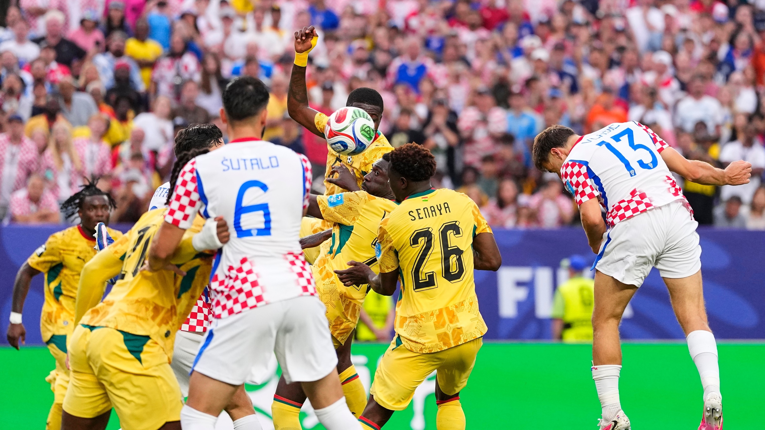 【nao】AMICSS WORLD CUP 162 2020-2021 Vlašić scores winner as Croatia beats Ghana 2-1 to reach World Cup