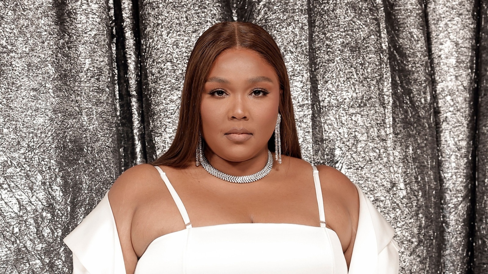 Lizzo clarifies 'I quit' statement 'I quit giving any negative energy(01)
