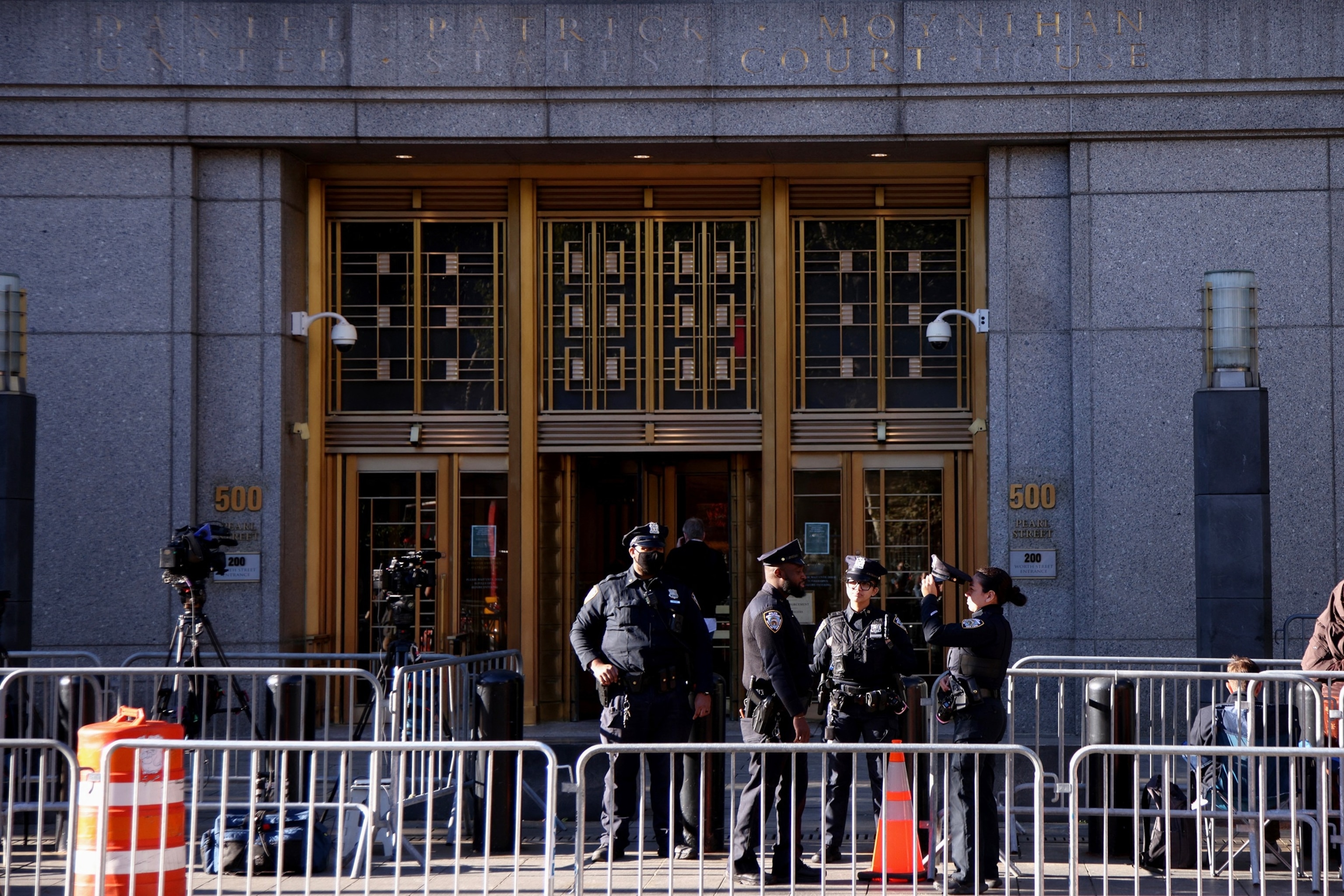 PHOTO: New York City Police Department (NYPD) officers outside the Daniel Patrick Moynihan Federal Courthouse in New York on Oct. 15, 2026.