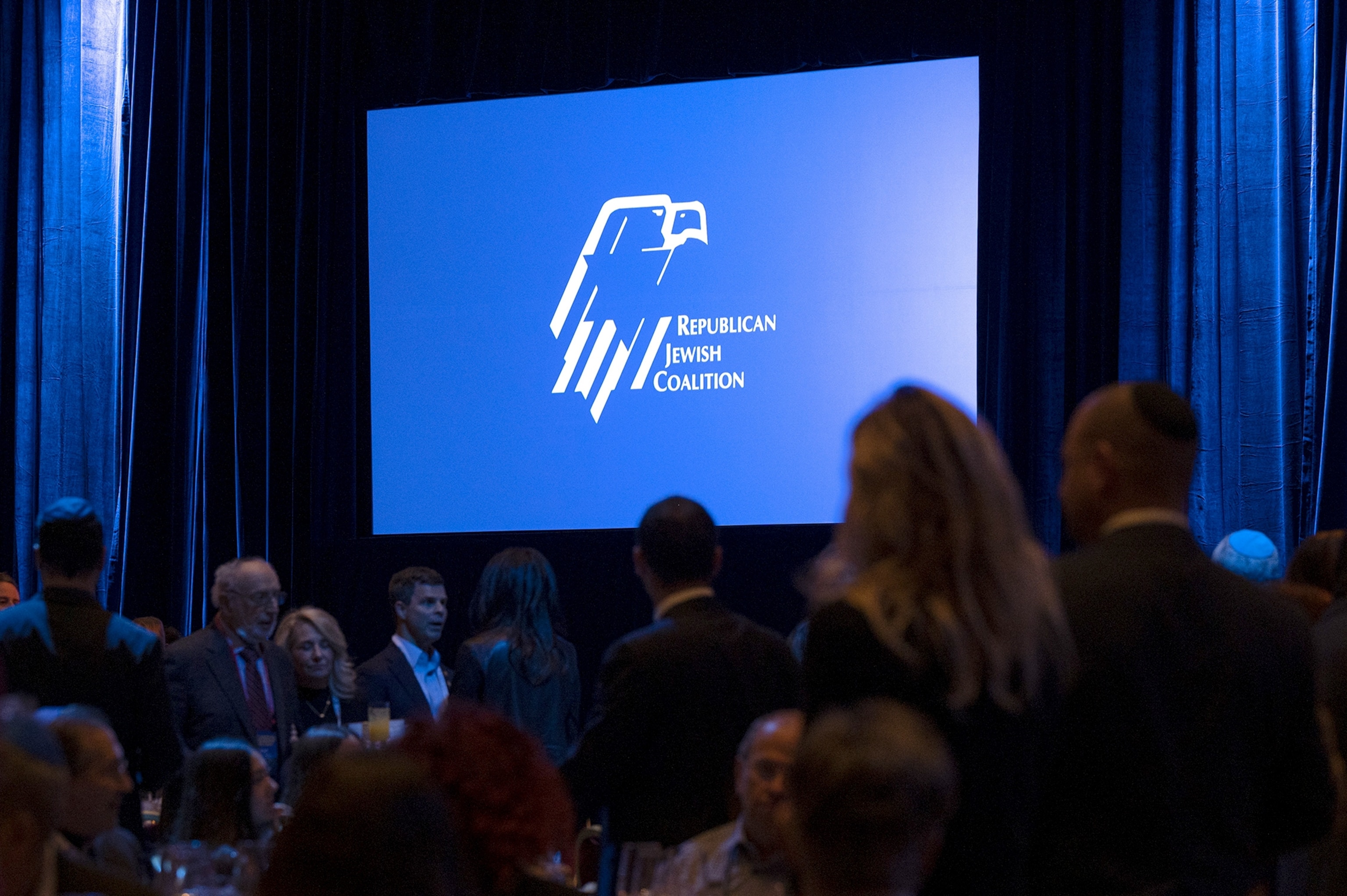 PHOTO: Attendees gather for the Republican Jewish Coalition Annual Leadership Meeting in Las Vegas, Nov. 5, 2021. 