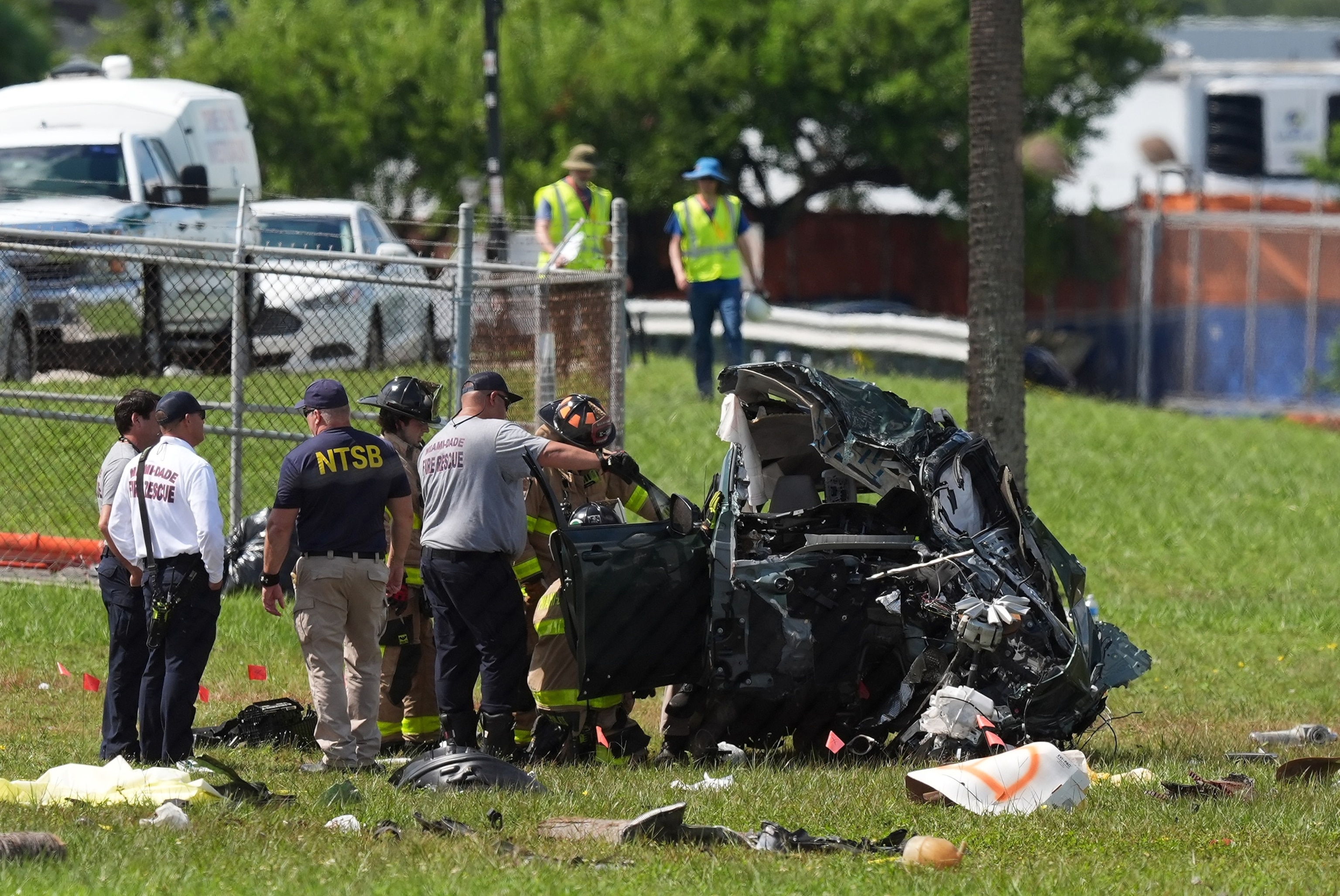 PHOTO: Amazon Plane Overruns Runway