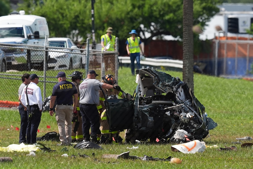 PHOTO: Amazon Plane Overruns Runway