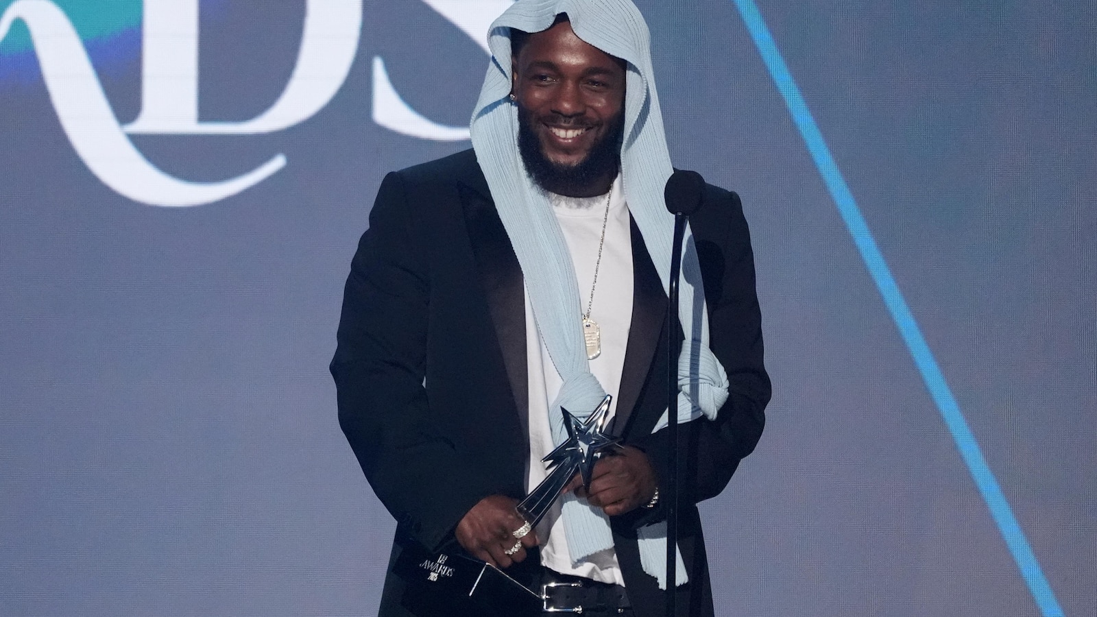 Saturday Night Live Wins Record 11 Emmys at 2025 Creative Arts Awards