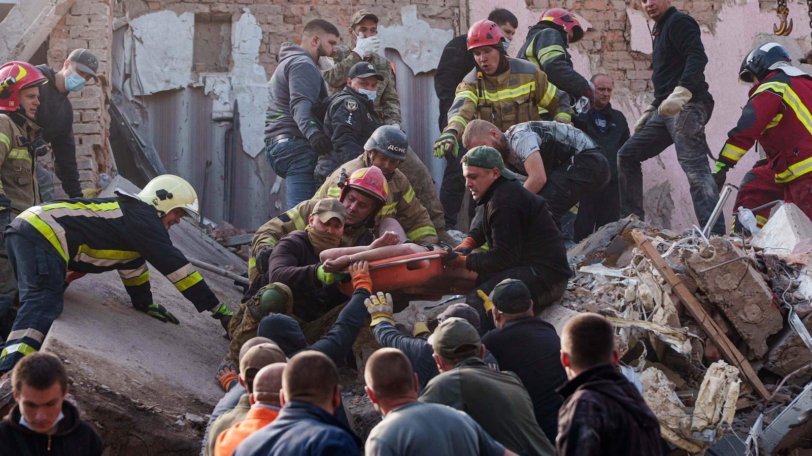 Russian missile strike in Ukraine's capital kills at least 2