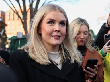 does karoline leavitt smoke cigarettes Says Everyone Is Being So Mean to Trump Over Epstein Karoline Leavitt's South Korea Skin-Care