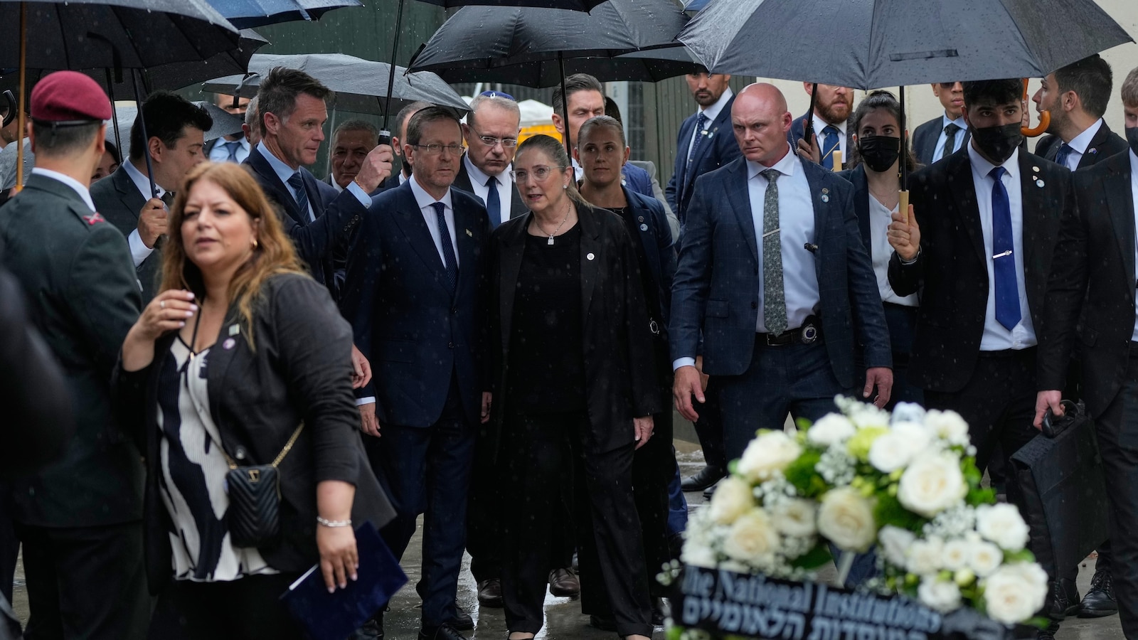 Израелският президент Исак Херцог започна държавно посещение в Австралия целящо