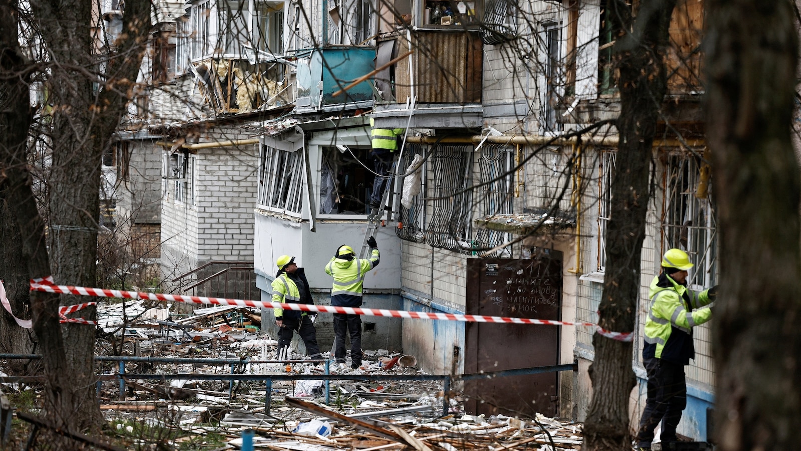 'Massive' Russian strikes prompt power cuts across Ukraine, Zelenskyy says