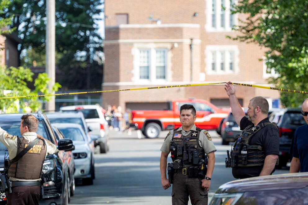 PHOTO: Shooting at Annunciation Church, which is also home to an elementary school, in Minneapolis