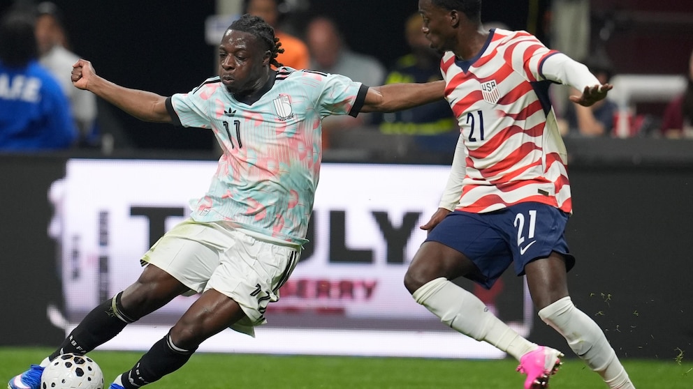 Belgium blows out United States 5-2 in World Cup warmup that exposes  American defenders - ABC News