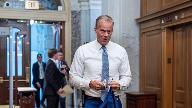 Trump unloads on Senate Republicans at closed-door lunch