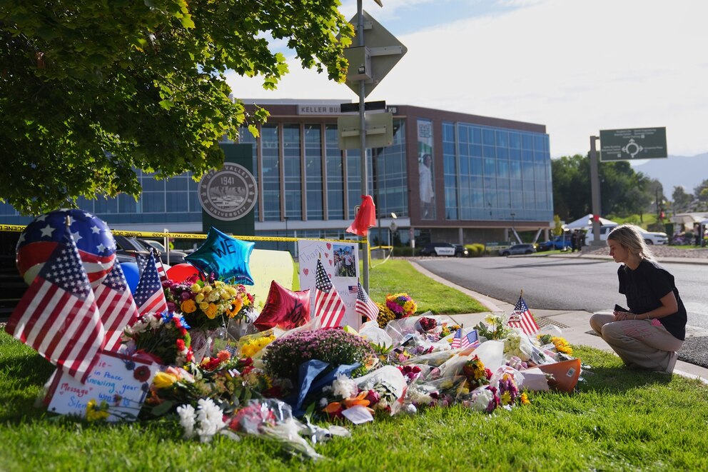 PHOTO: Charlie Kirk Shot