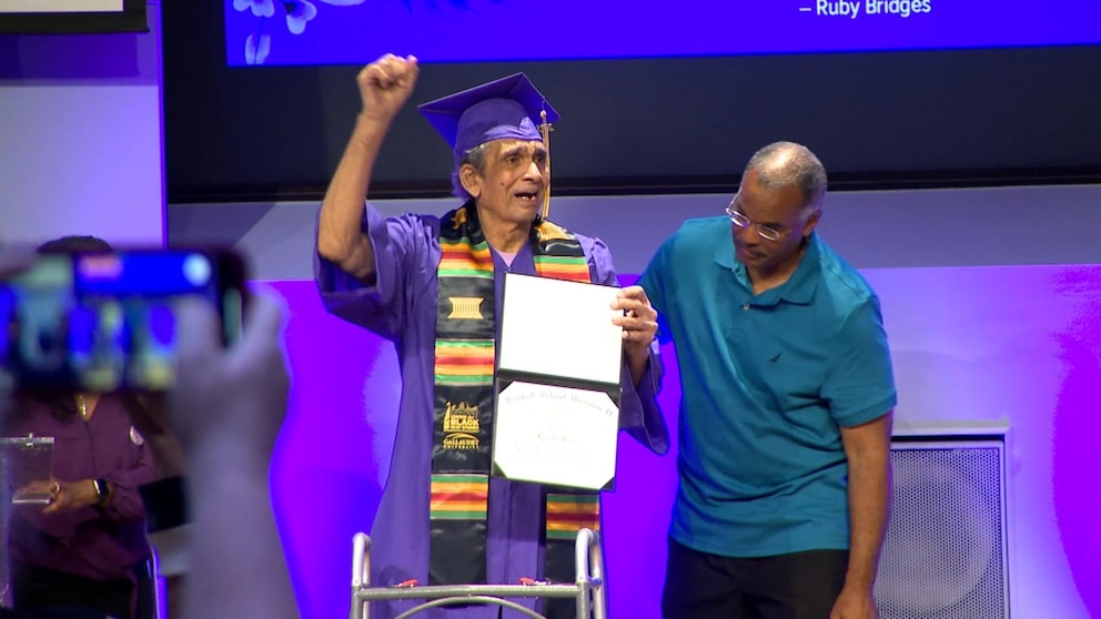 Video Gallaudet University holds graduation for 23 Black deaf students