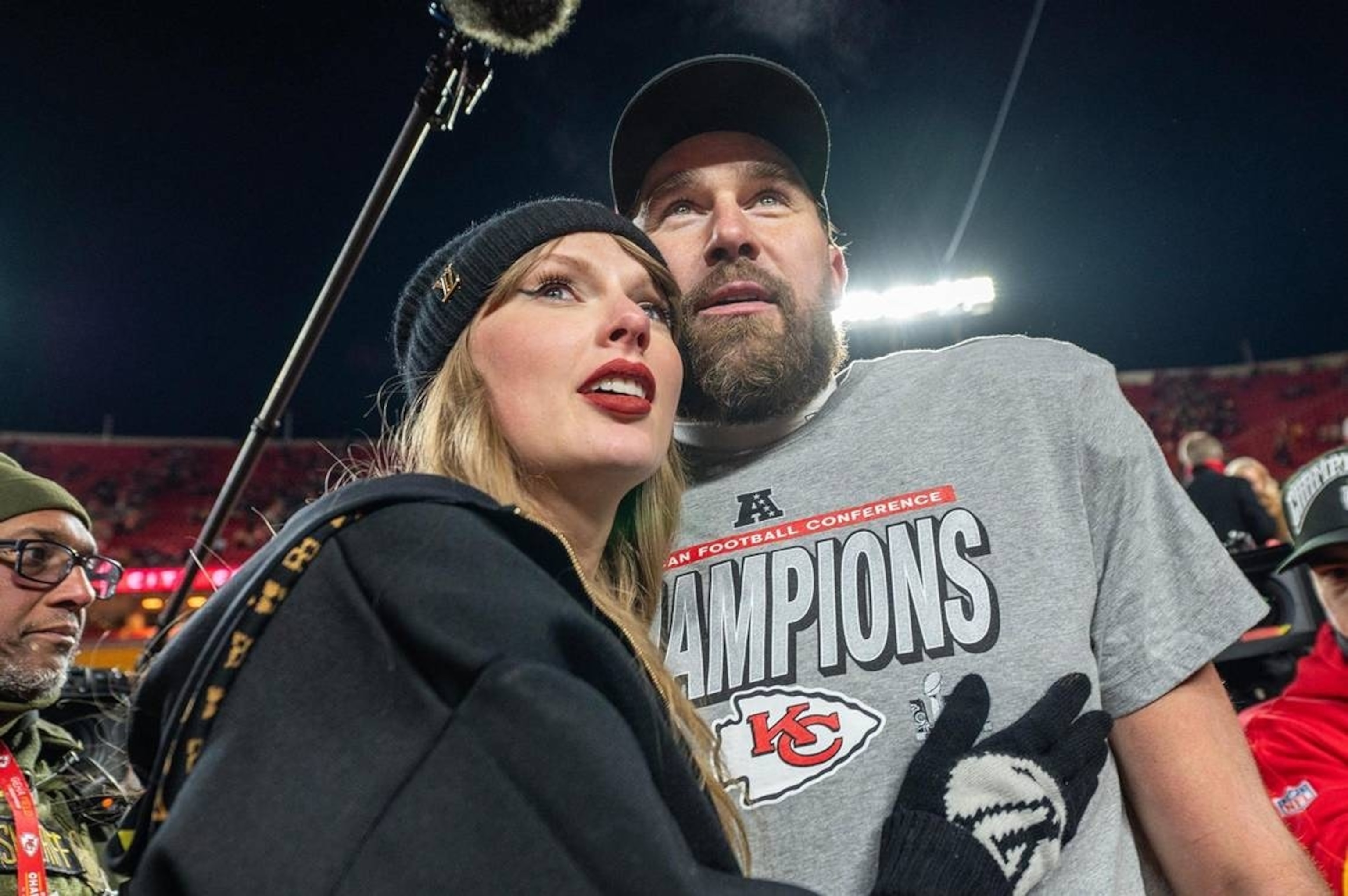 PHOTO: SPORTS-FBN-CHIEFS-KELCE-PODCAST-SWIFT-KC