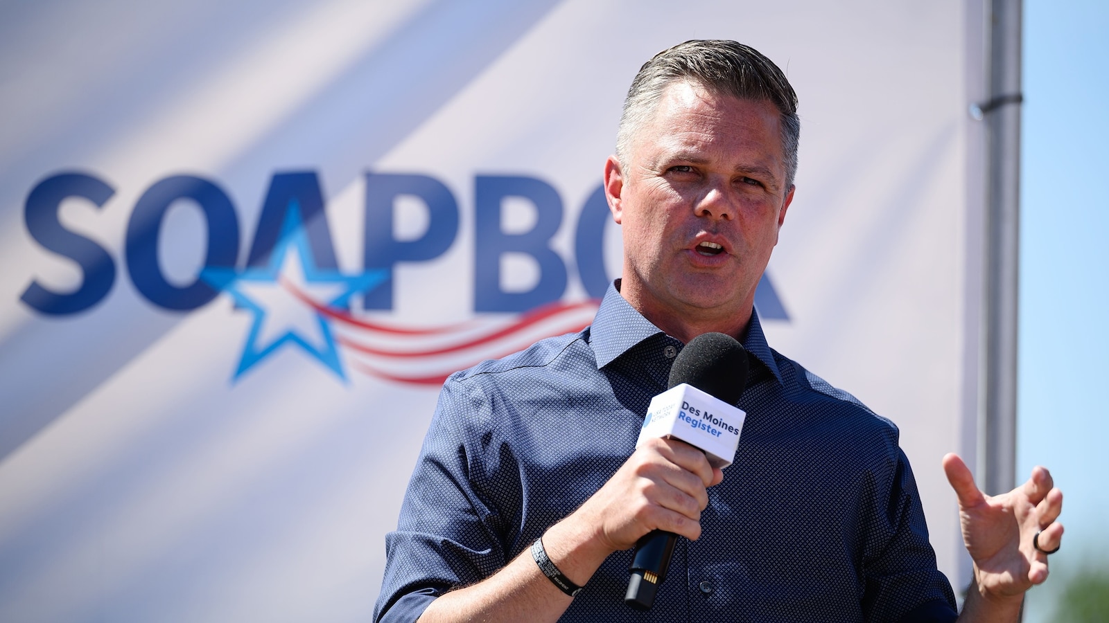 Some battleground Republicans set to skip GOP midterm convention next week