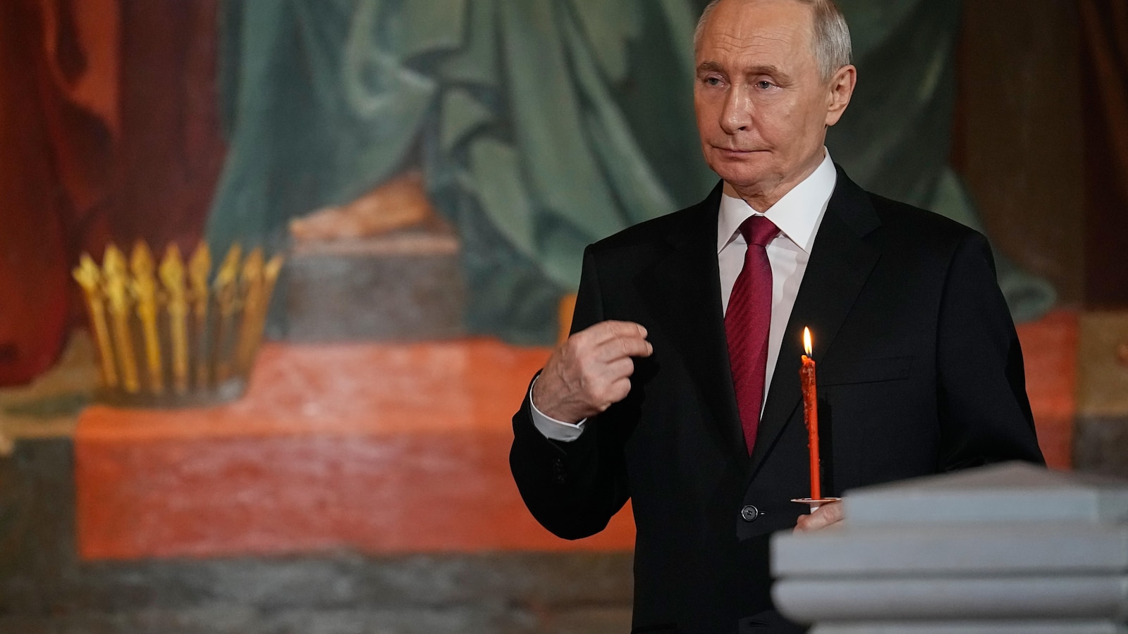 Russia and Ukraine accuse each other of violating Orthodox Easter ceasefire