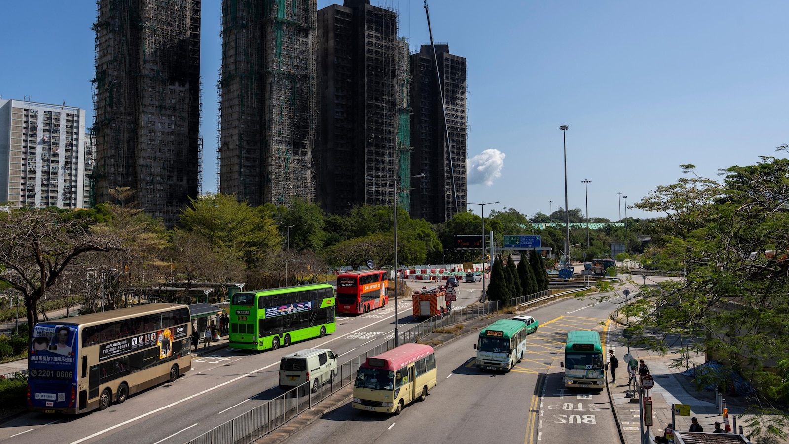 Правителството на Хонконг предлага да изкупи обратно правата на собственост