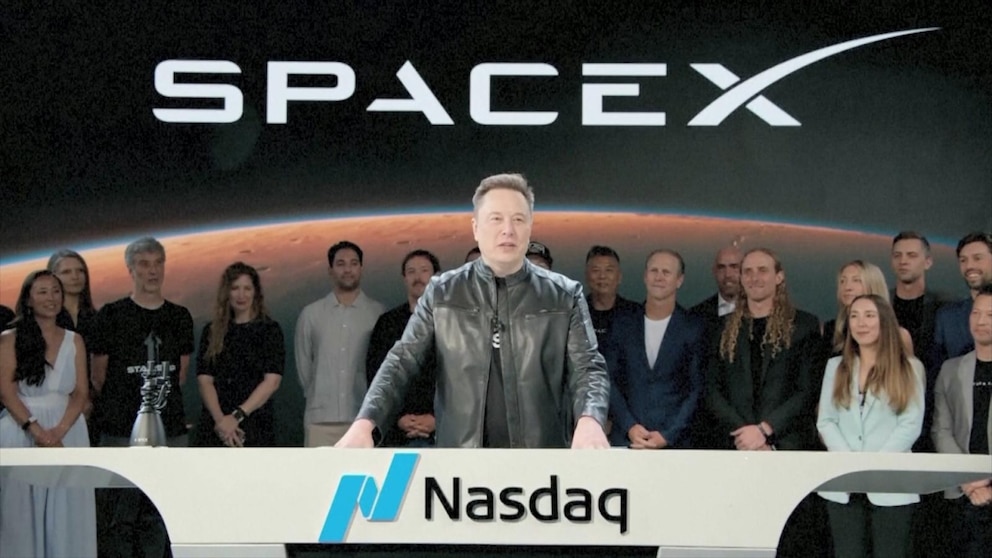 WATCH:  Why investors can't get enough of SpaceX
