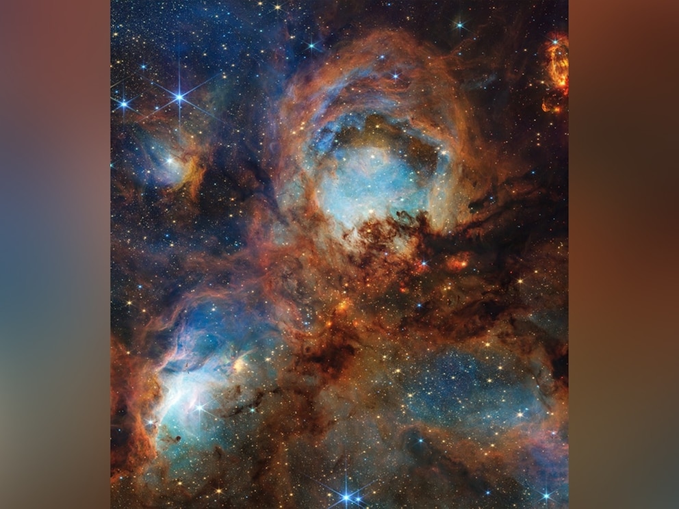 PHOTO: NASA’s James Webb Space Telescope’s near-infrared view of the Cat’s Paw Nebula reveals mini “toe beans.” 