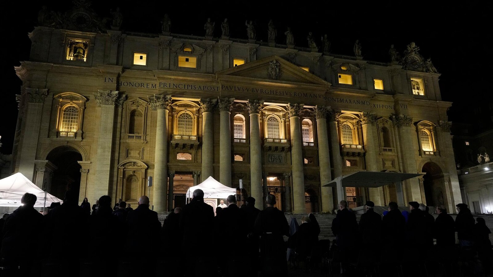 Папа от болнично писалки Писмо до редактора, докато плановете напредват за срещата на 8 април с крал Чарлз 