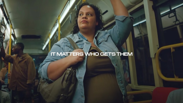 TV ad appears to slam celebs for weight loss drugs - ABC News TV ad appears to slam celebs for weight loss drugs - ABC News