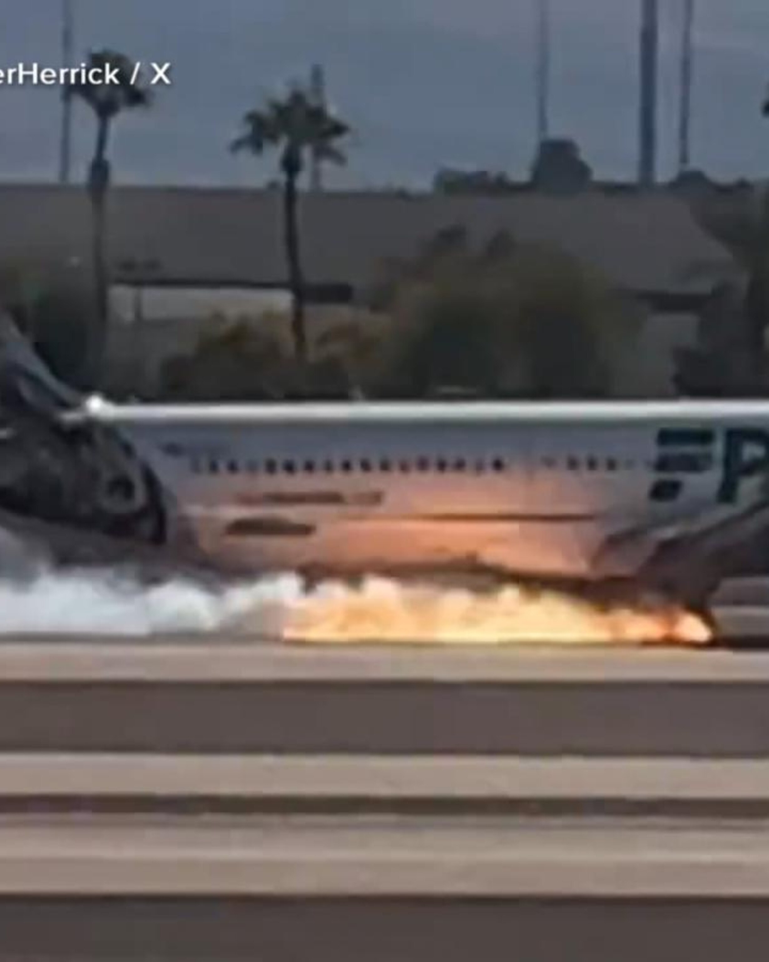 Frontier flight incident | Insiderpuj.com