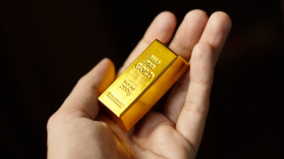 Video Why has the price of gold fallen since the start of the Iran war?