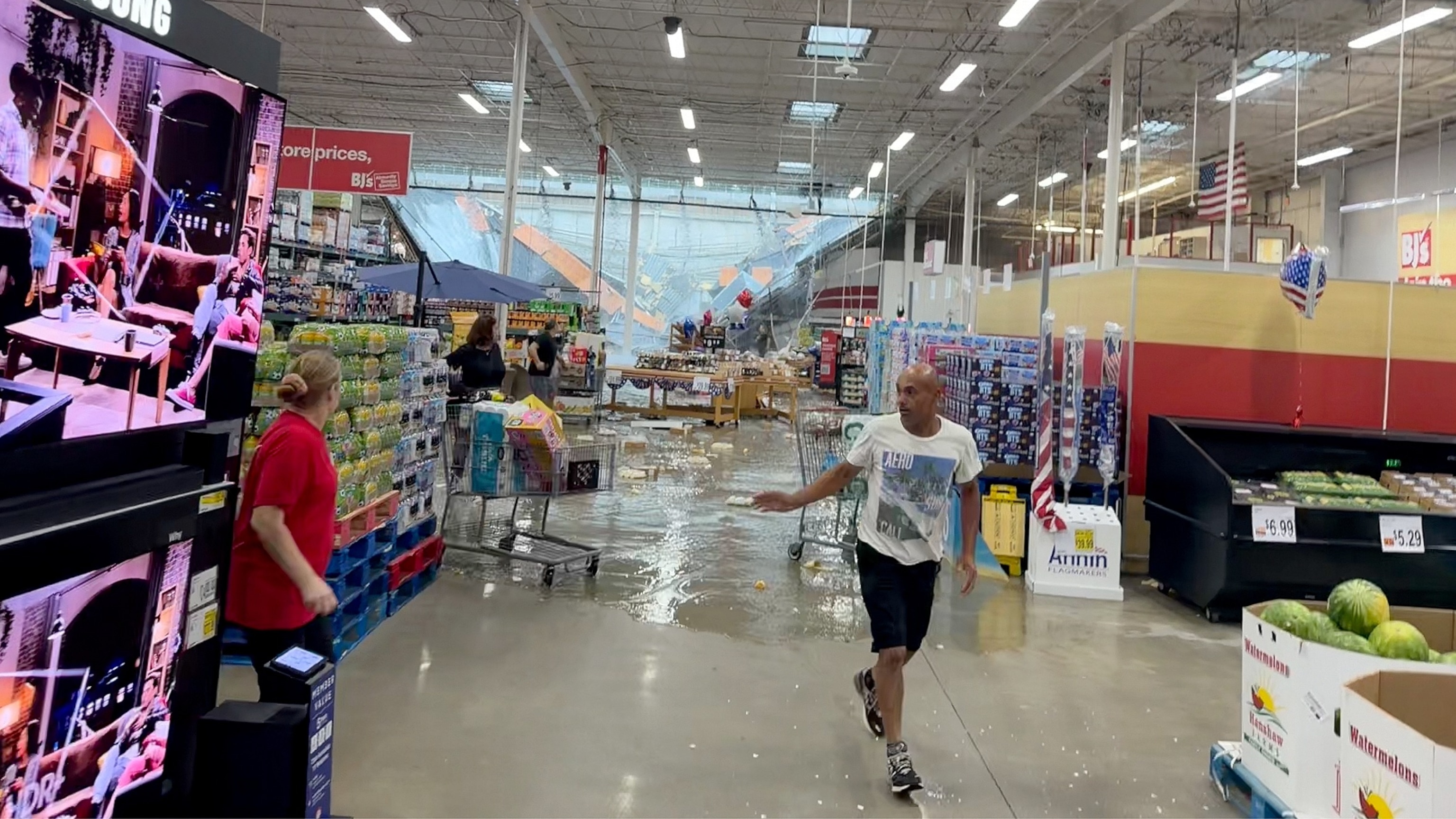BJ’s Wholesale Club roof partially collapses in New Jersey during heavy rain