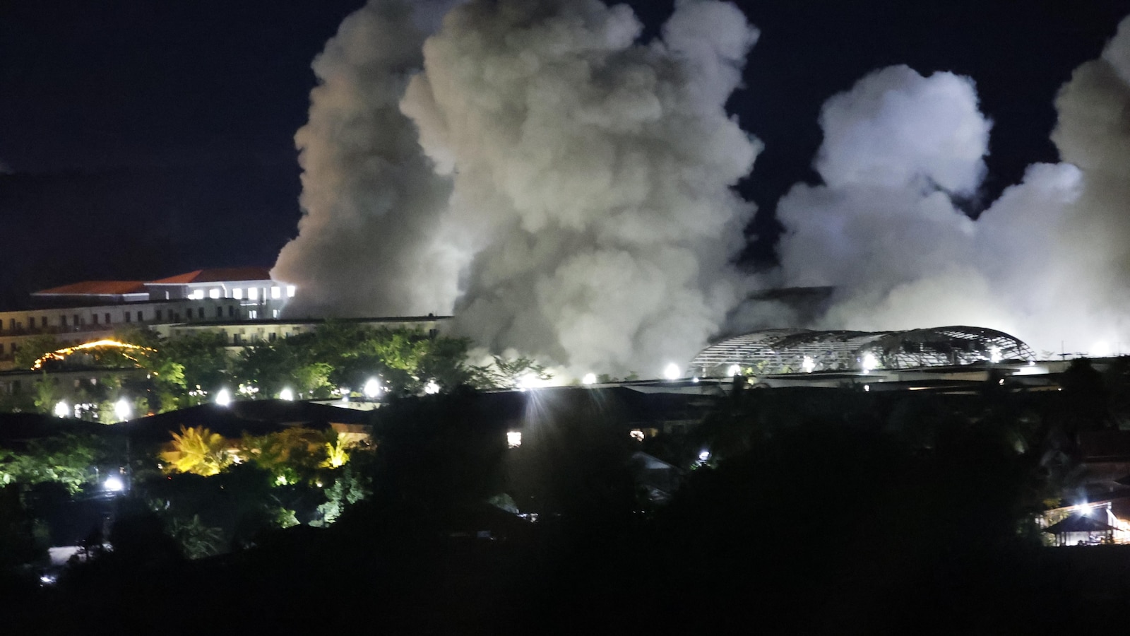 La televisión estatal de Myanmar retransmite la represión militar contra los centros de fraude