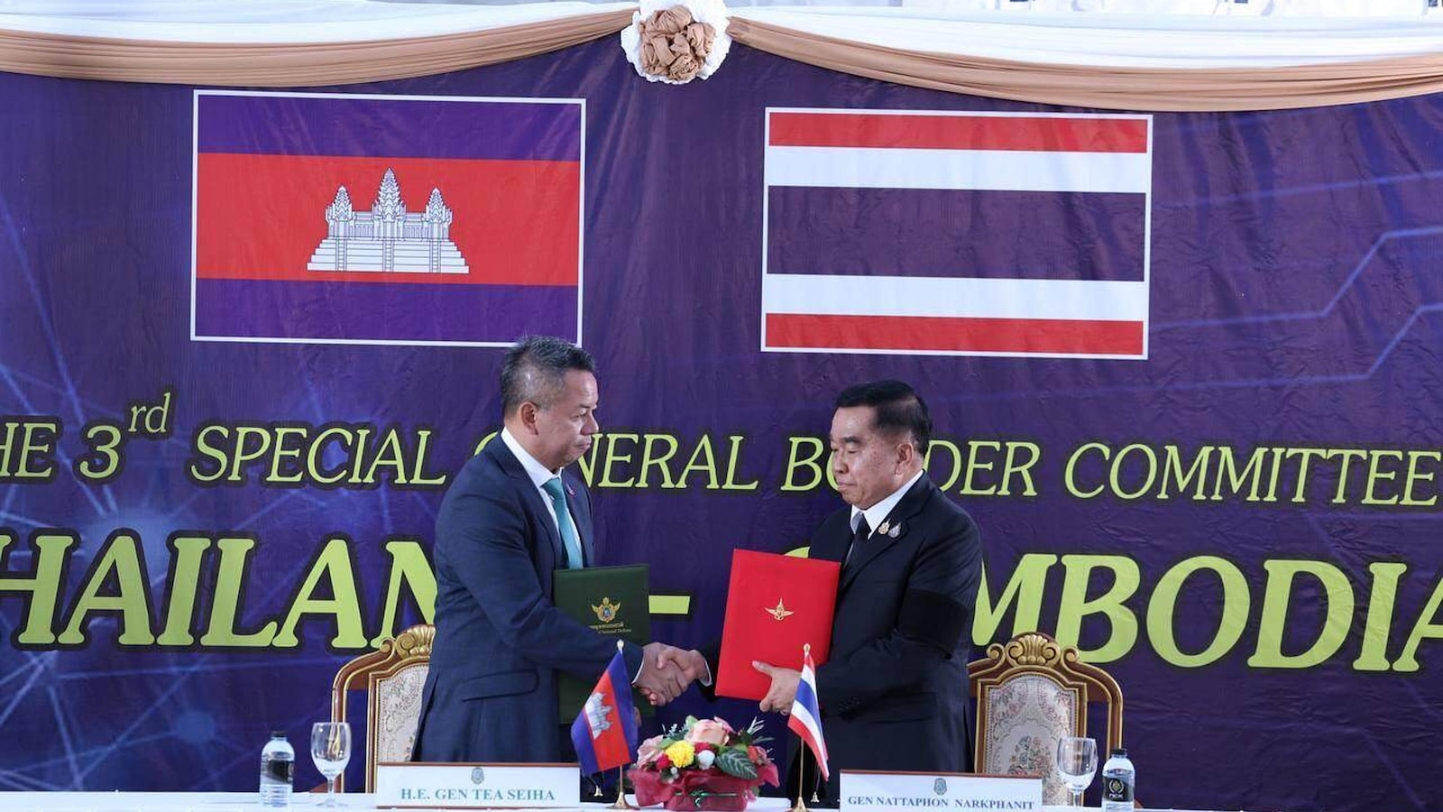 Тайланд и Камбоджа подписаха ново споразумение за прекратяване на огъня, за да прекратят граничните боеве