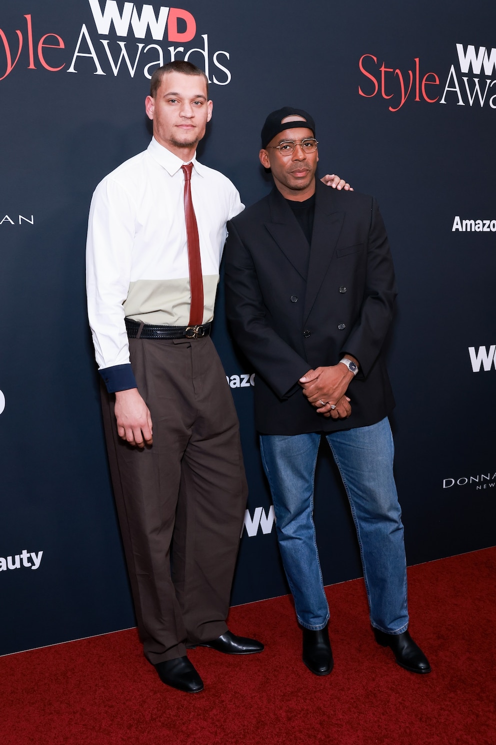 Saoirse Ronan to Play Linda McCartney in 'Beatles' Movies, image size:992x1488