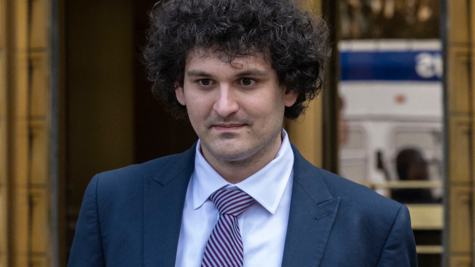 Sam Bankman-Fried will testify in his own defense, lawyers say - ABC News