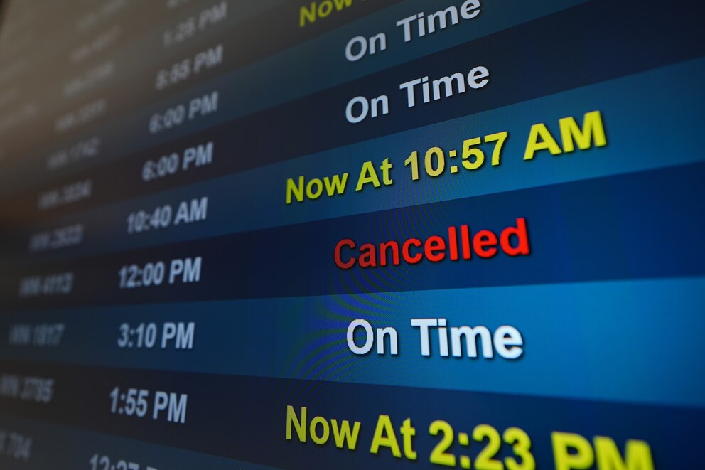 PHOTO: Government Shutdown Airlines