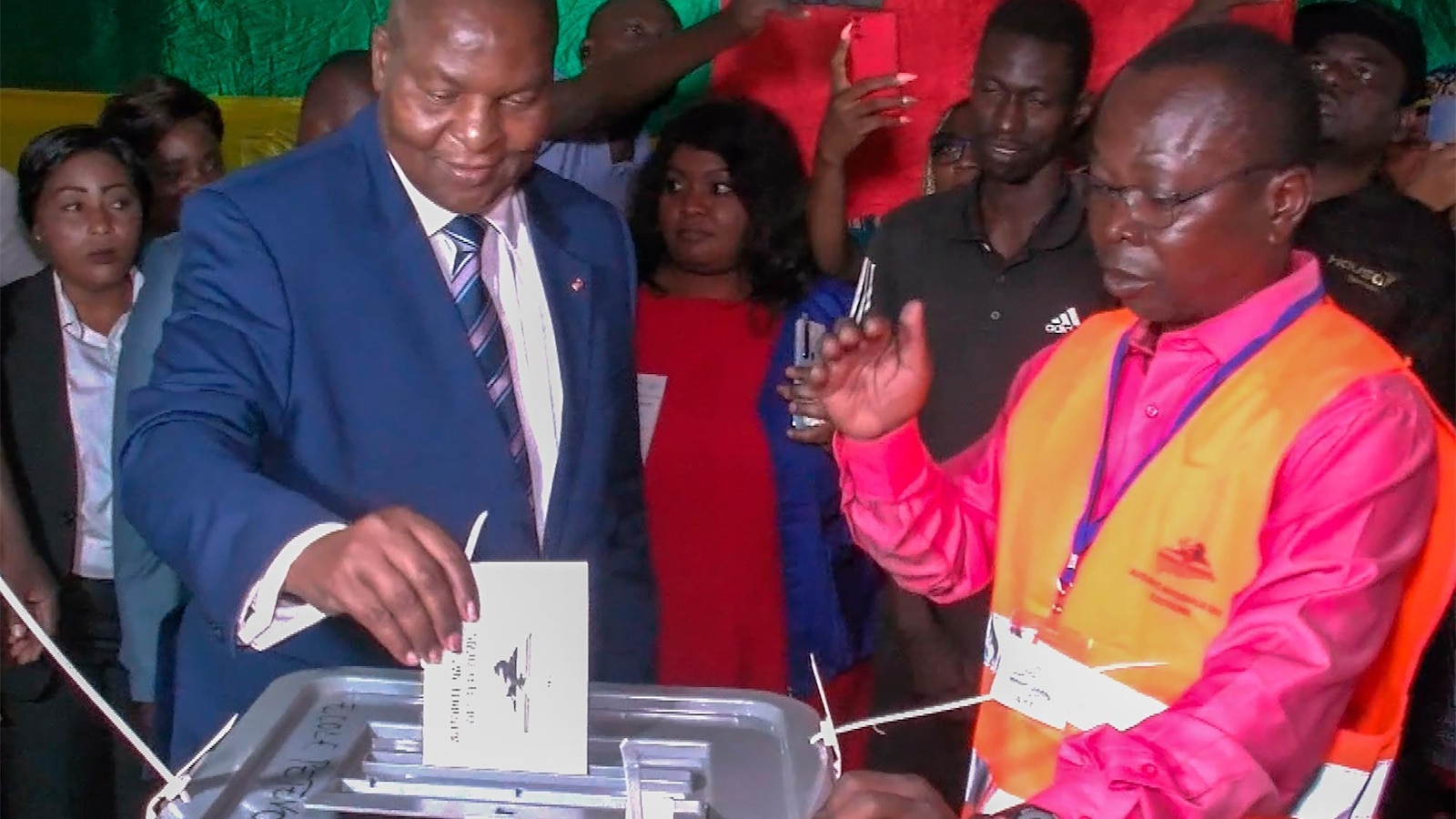 Централноафриканската република на 28 декември ще проведе президентски и законодателни