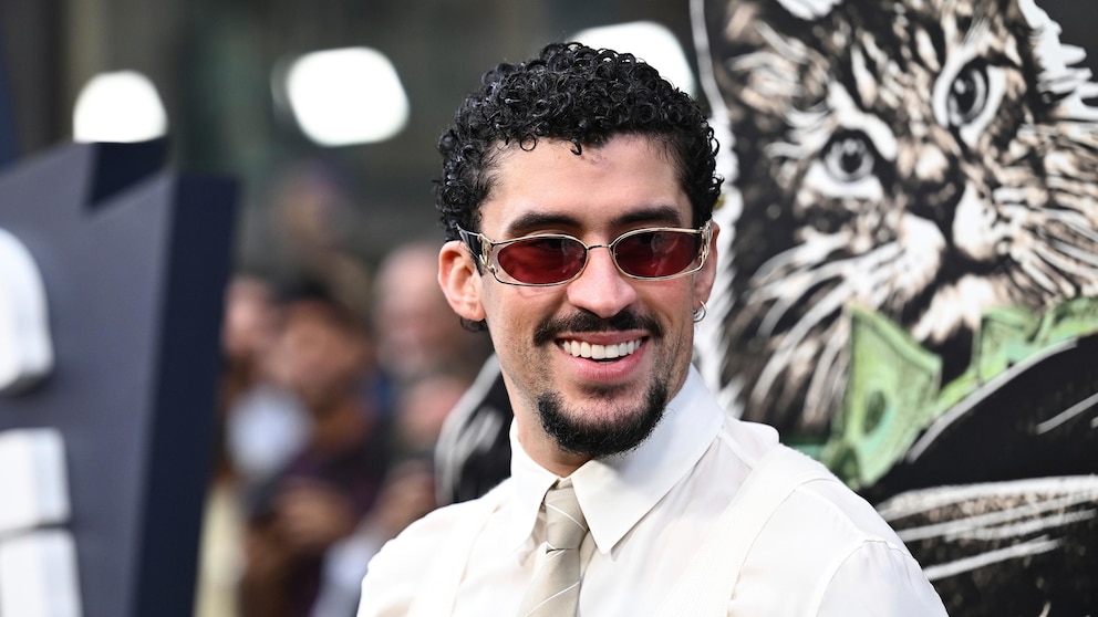 Latin superstar Bad Bunny will headline the 2026 Super Bowl halftime show -  ABC News