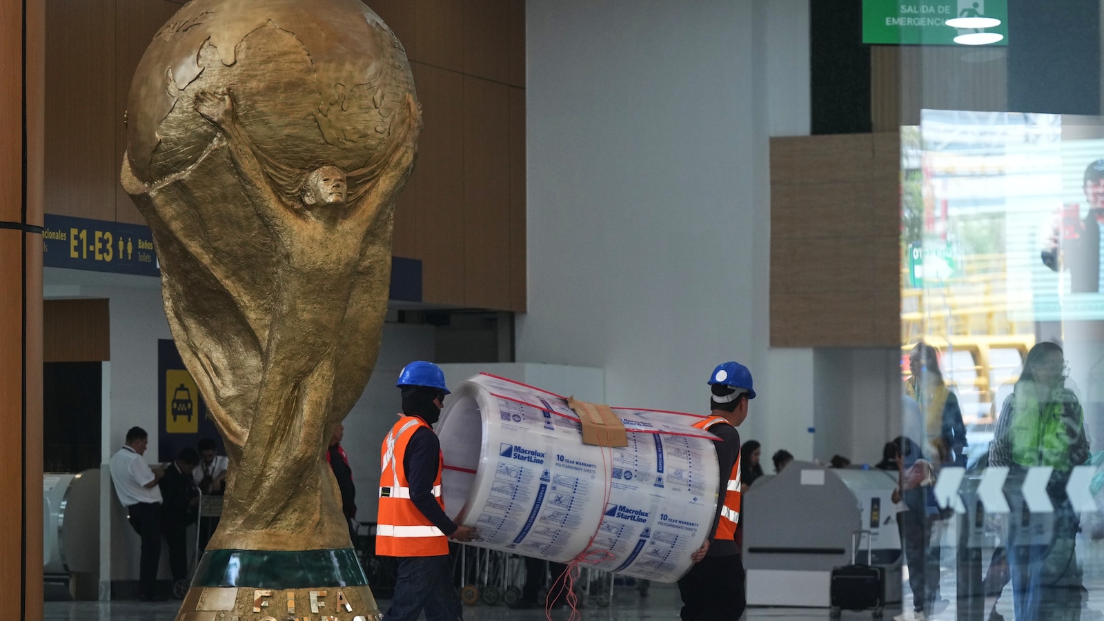 Mexico City airport races to finish $500M renovation as the 2026 World Cup nears