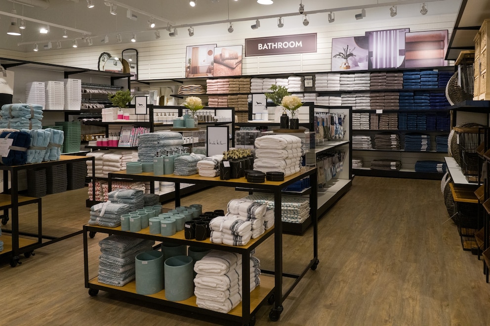 Bed Bath & Beyond opens 1st new store in Nashville under new name