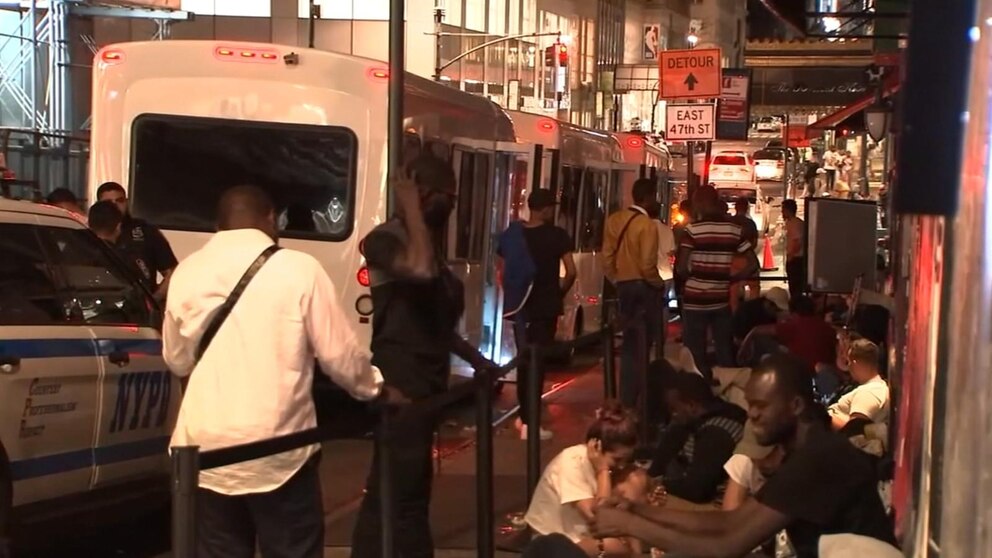 Video Migrant crisis overwhelming some US cities - ABC News
