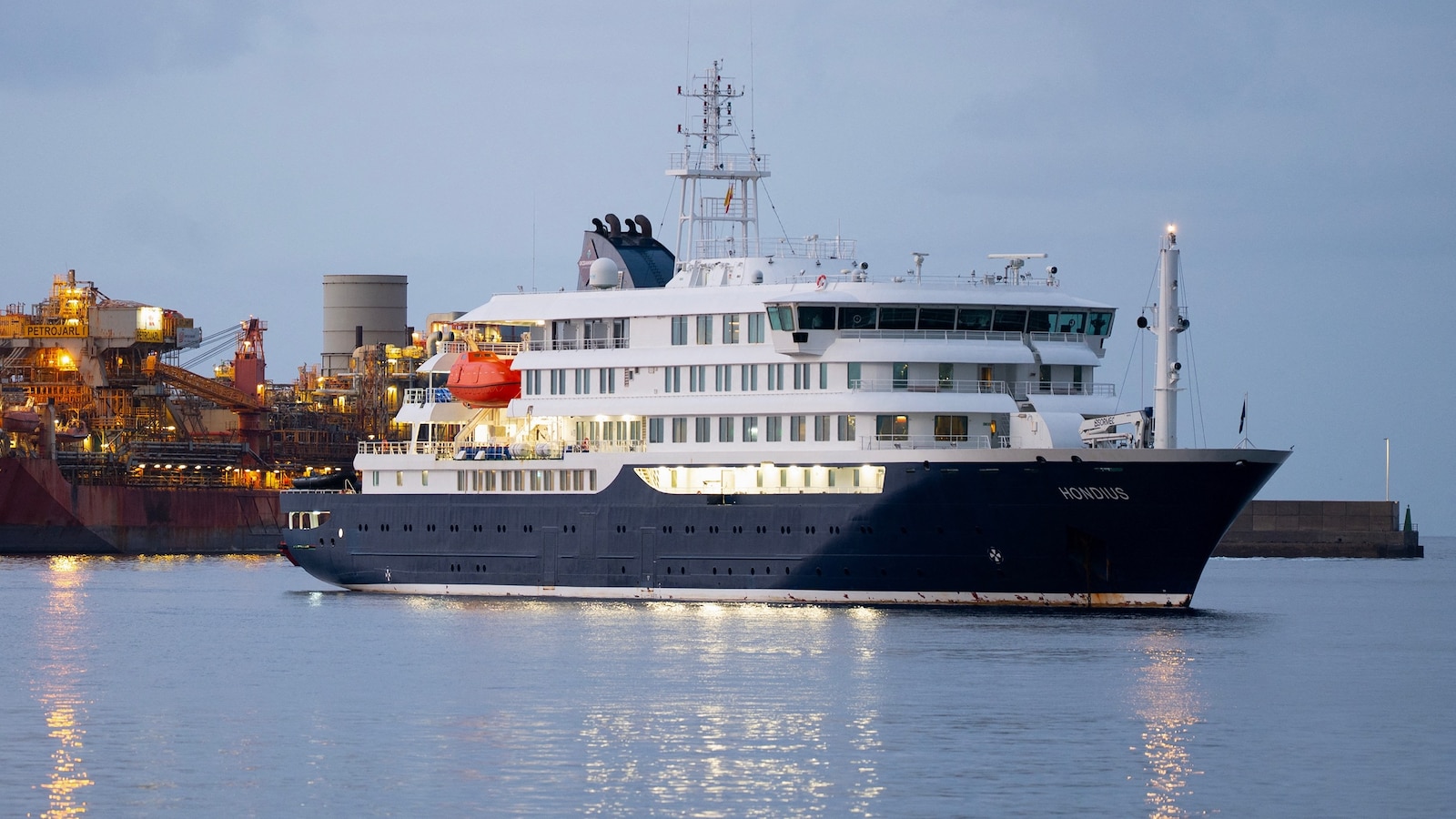 Hantavirus live updates: MV Hondius arrives off the coast of Tenerife