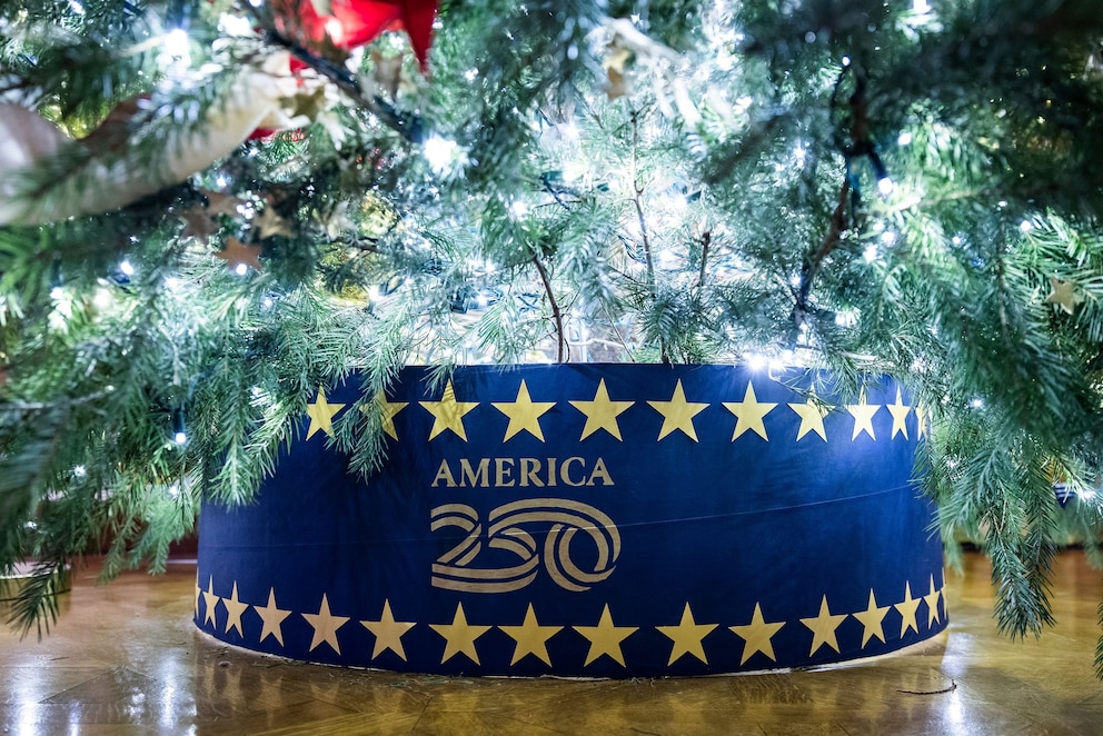 PHOTO: A decoration highlighting the upcoming 250th anniversary of the signing of the Declaration of Independence on display in the East Room of the White House during a holiday decoration tour for the media in Washington, Dec. 1, 2025.