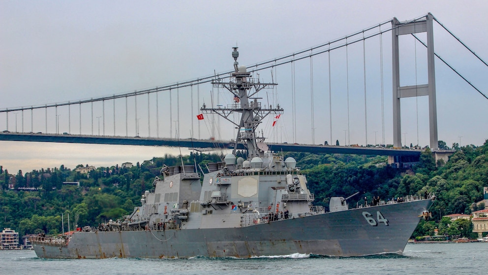 NextImg:US announces international task force to protect ships in Red Sea from Houthi strikes