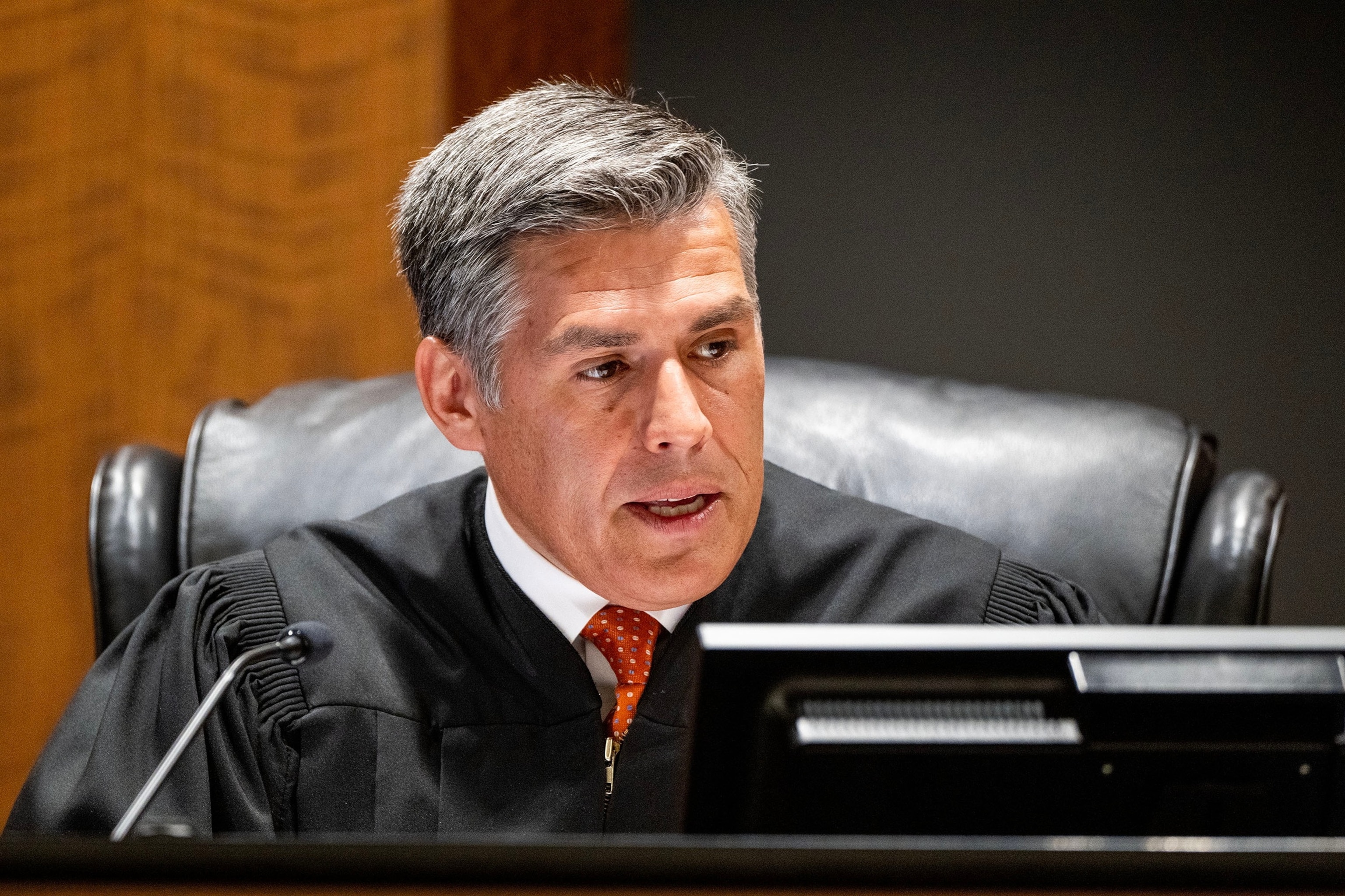 Foto: Charlie Kirk sospechoso dispara a Tyler Robinson puesto ante el tribunal de Utah