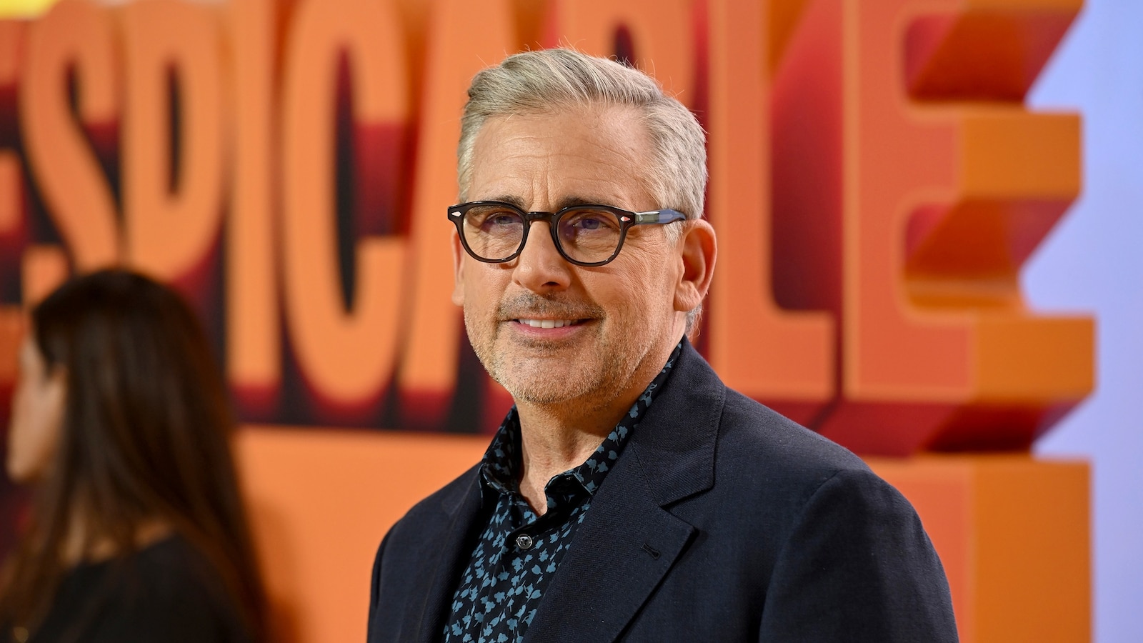Steve Carell helps save prom for hundreds of students impacted by LA