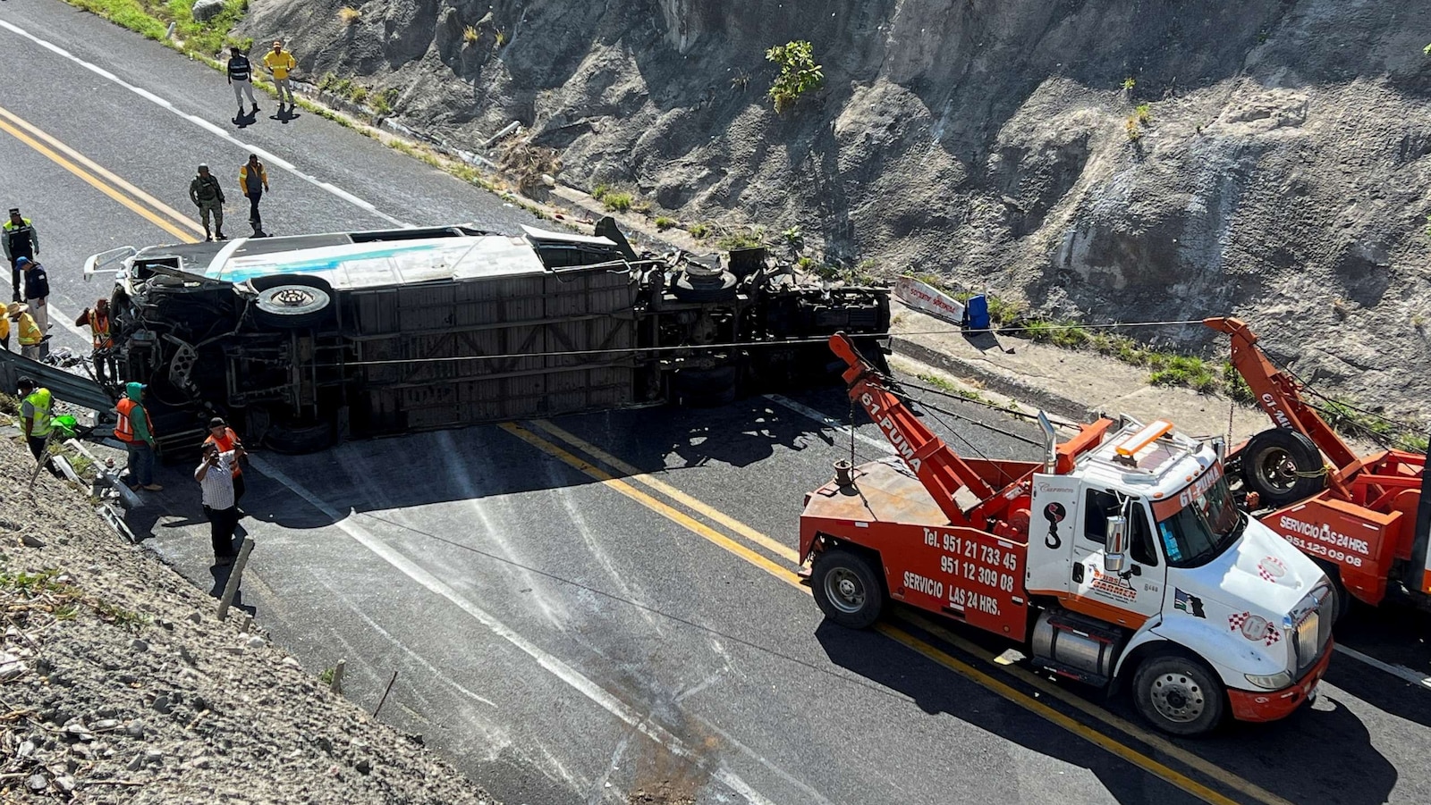 20 Hurt In Xochimilco Bus Crash The Investigation Begins - 6l96zas