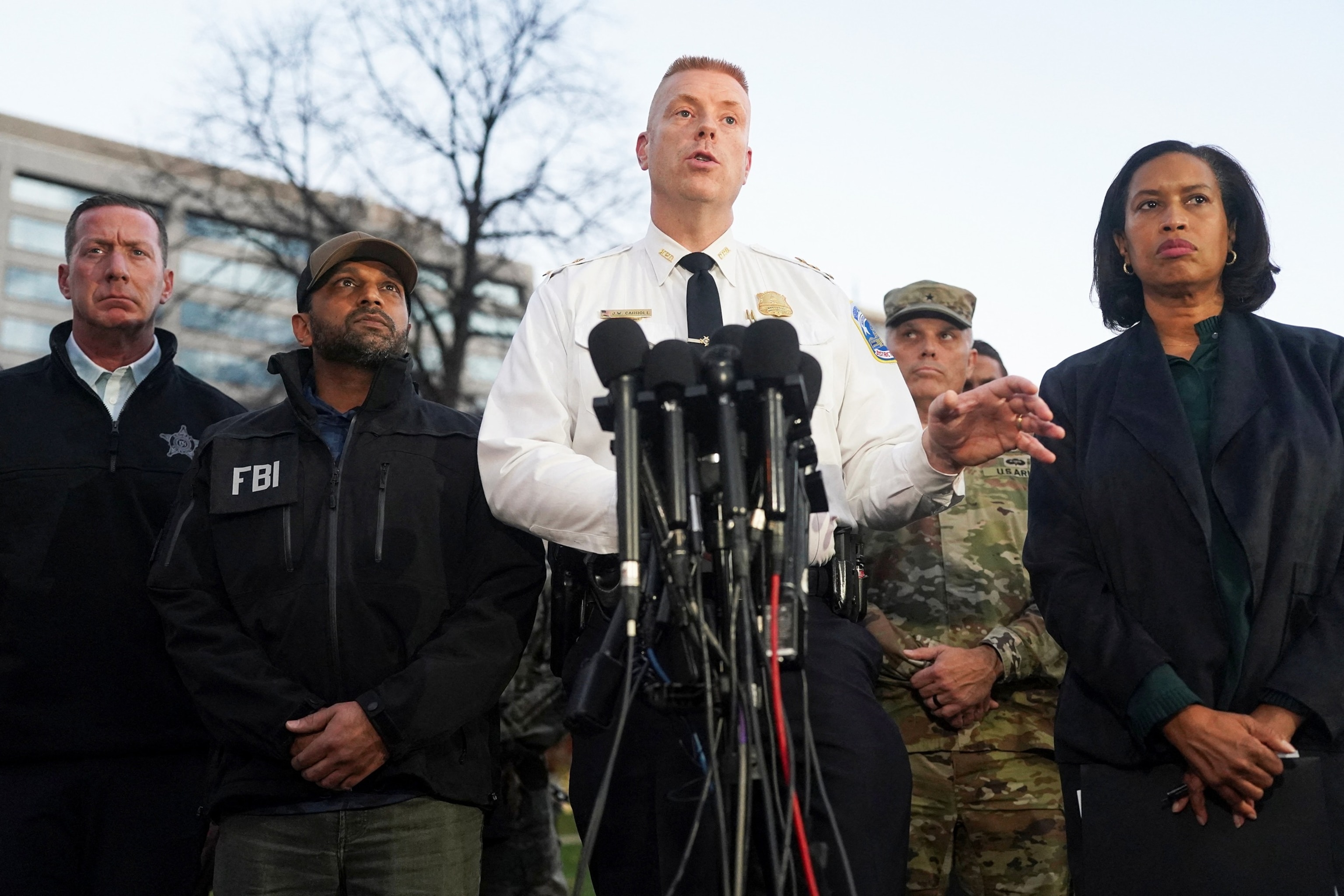 PHOTO: Two members of the National Guard shot near the White House in Washington