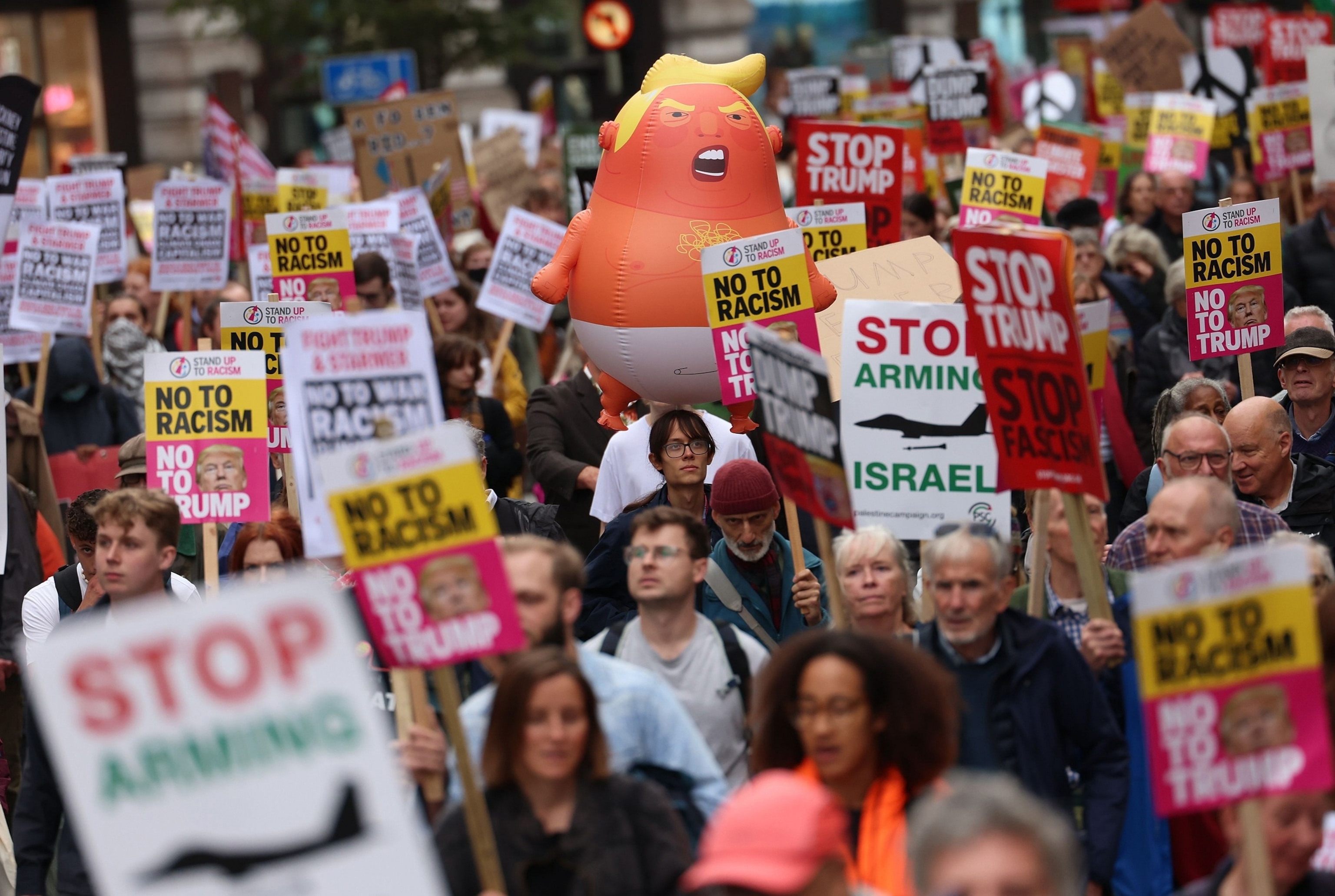 donald-trump-46-epa-gmh-250917_1758123781524_hpMain.jpg
