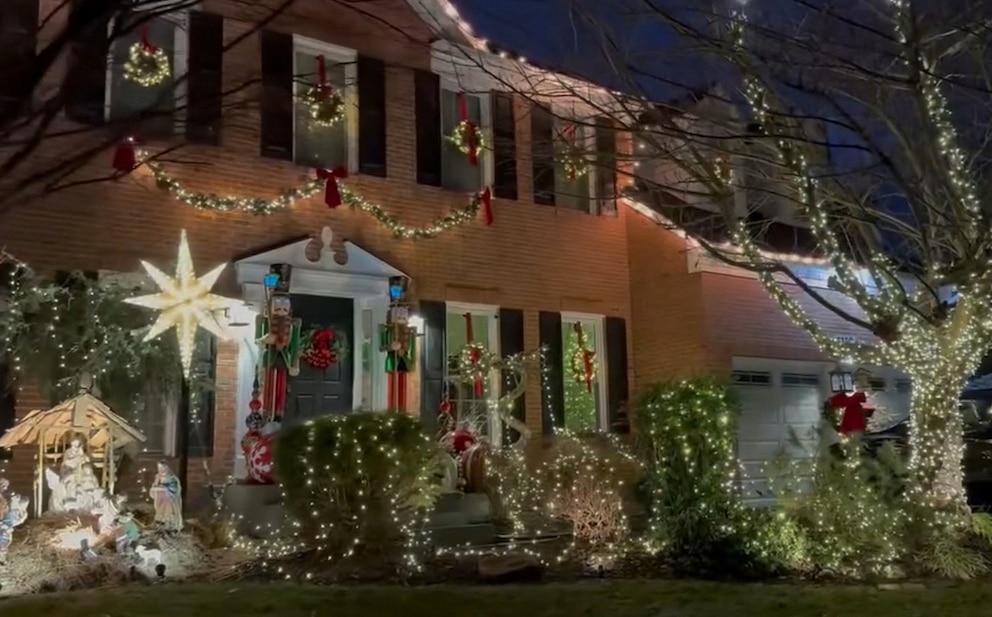 Family speaks out after getting fined by HOA for Christmas lights display